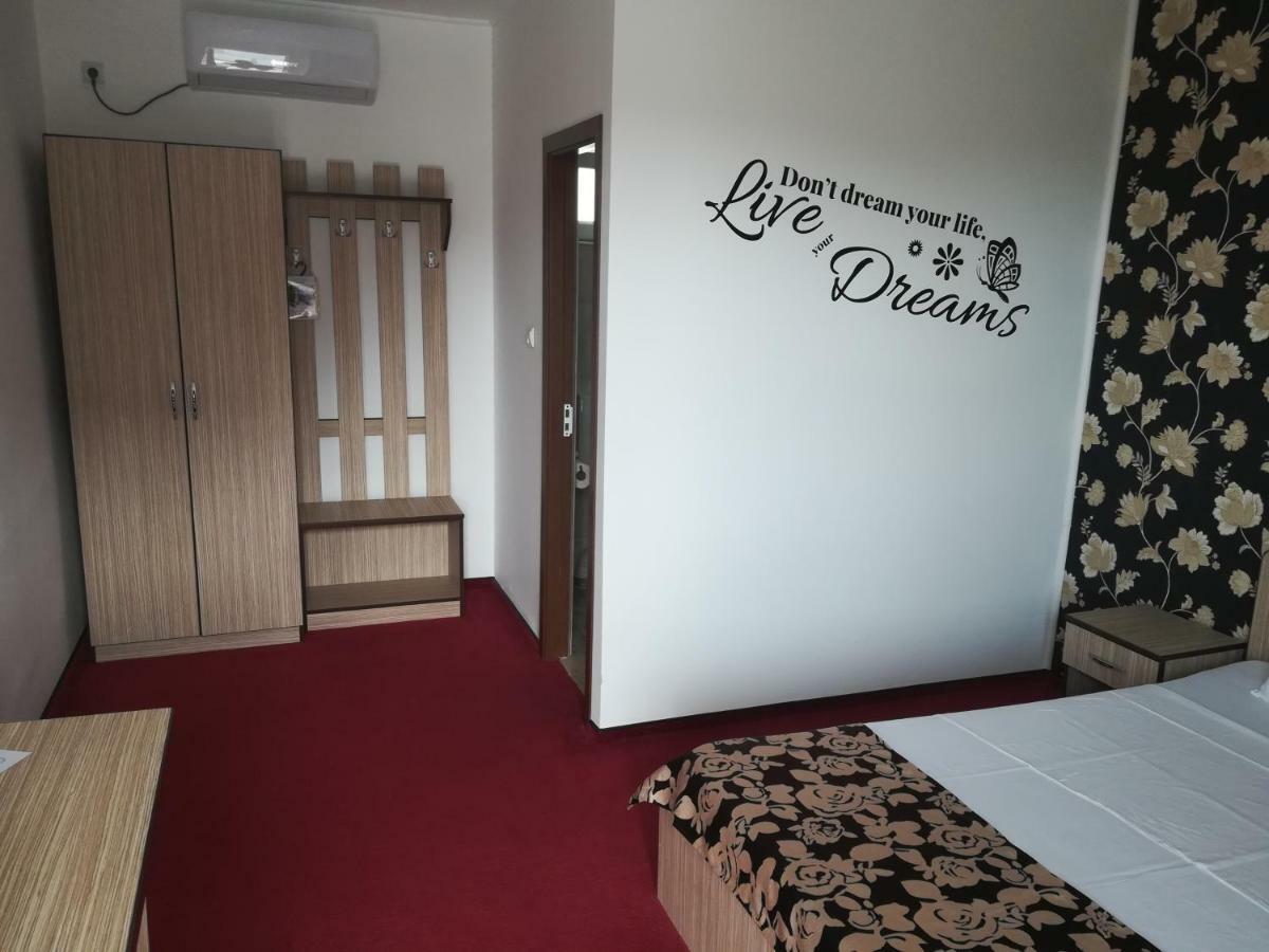 Casa Gogu Hotell Năvodari Exteriör bild