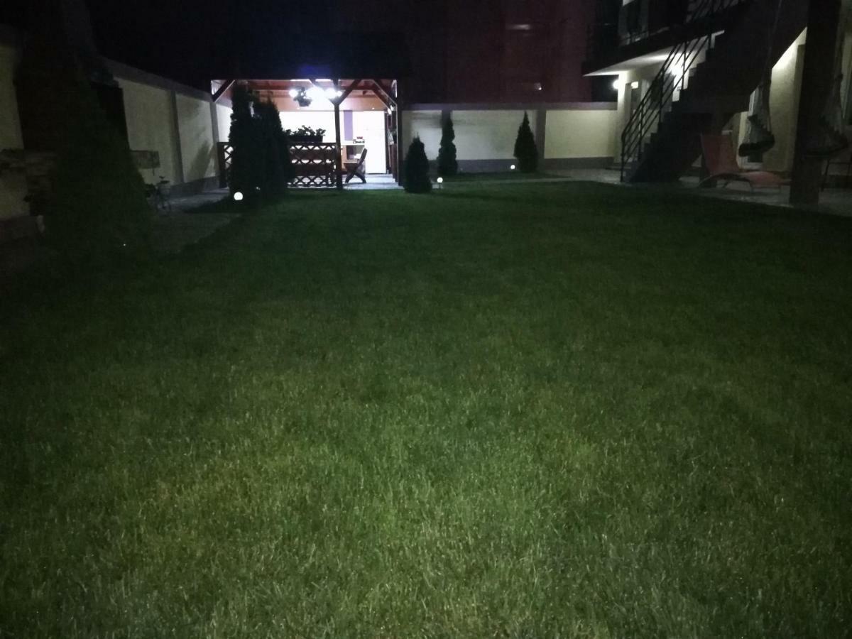 Casa Gogu Hotell Năvodari Exteriör bild